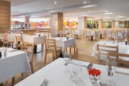 Kanárske ostrovy Lanzarote Elba Lanzarote Royal Village Resort 8 dňový pobyt All Inclusive Letecky Letisko: Praha February 2027 ( 2/02/27- 9/02/27)