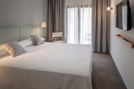 Španielsko Costa Brava Miratge 6 dňový pobyt Raňajky Letecky Letisko: Viedeň September 2026 (29/09/26- 4/10/26)