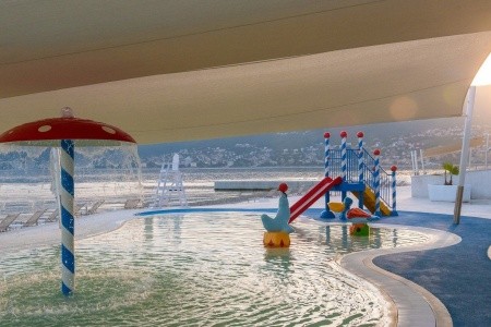 Hilton Rijeka Costabella Beach Resort & Spa - 32