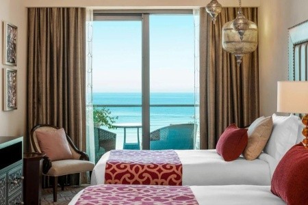 Spojené arabské emiráty Ajman Ajman Saray Luxury Collection Resort 15 dňový pobyt Polpenzia Letecky Letisko: Praha August 2026 (24/08/26- 7/09/26)