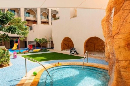 Spojené arabské emiráty Ajman Ajman Saray Luxury Collection Resort 15 dňový pobyt Polpenzia Letecky Letisko: Praha August 2026 (24/08/26- 7/09/26)