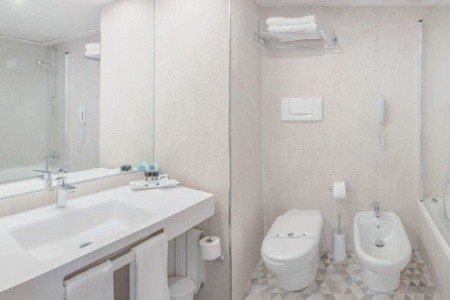 Rh Corona Del Mar Beach - 4