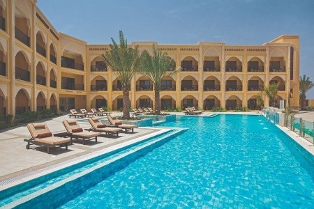 Spojené arabské emiráty Ras Al Khaimah Doubletree By Hilton & Spa Marjan Island 8 dňový pobyt Ultra All inclusive Letecky Letisko: Viedeň March 2026 (31/03/26- 7/04/26)