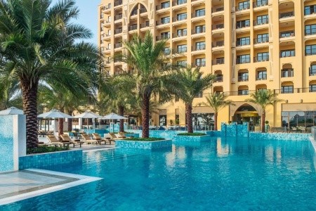 Spojené arabské emiráty Ras Al Khaimah Doubletree By Hilton & Spa Marjan Island 8 dňový pobyt Ultra All inclusive Letecky Letisko: Viedeň March 2026 (31/03/26- 7/04/26)