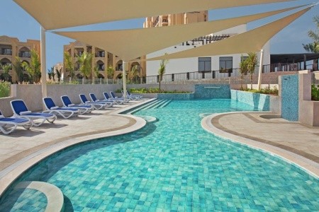 Spojené arabské emiráty Ras Al Khaimah Doubletree By Hilton & Spa Marjan Island 8 dňový pobyt Ultra All inclusive Letecky Letisko: Viedeň March 2026 (31/03/26- 7/04/26)