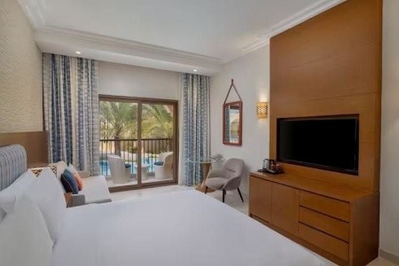 Spojené arabské emiráty Ras Al Khaimah Doubletree By Hilton & Spa Marjan Island 8 dňový pobyt Ultra All inclusive Letecky Letisko: Viedeň March 2026 (31/03/26- 7/04/26)