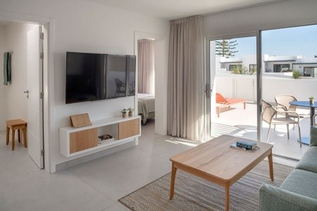 Kanárske ostrovy Lanzarote Nazaret Beach 15 dňový pobyt Bez stravy Letecky Letisko: Praha May 2026 (26/05/26- 9/06/26)