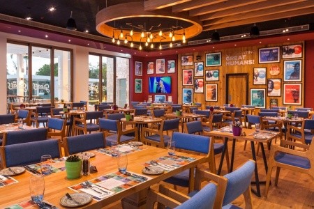 Olympic Lagoon Resort - 6