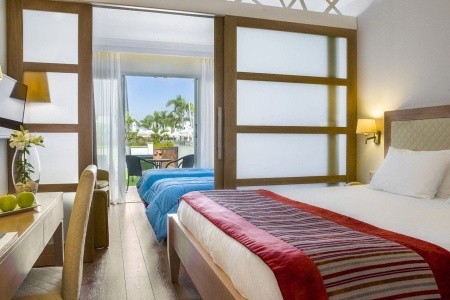 Olympic Lagoon Resort - 16