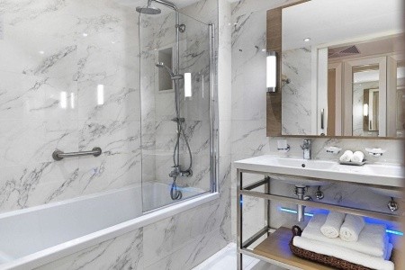 Olympic Lagoon Resort - 18