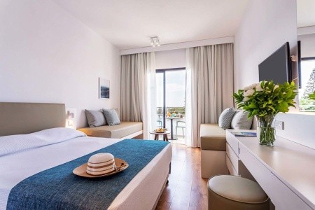 Louis Phaethon Beach - 18