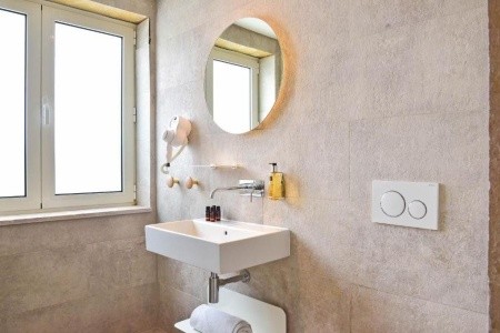 Portugalsko Lisabon My Story Tejo 5 dňový pobyt Raňajky Letecky Letisko: Viedeň March 2026 ( 2/03/26- 6/03/26)