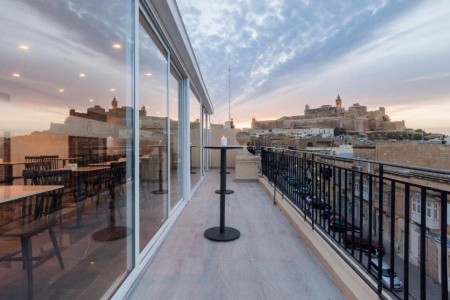 The Duke Boutique - 16