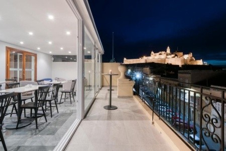 The Duke Boutique - 18