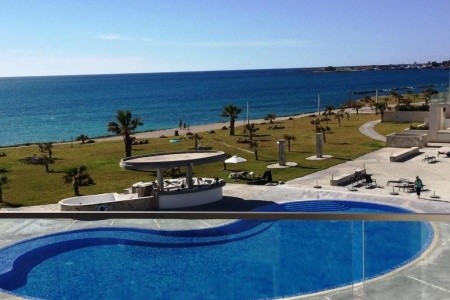 Cyprus Paphos (Pafos) Amphora & Suites 8 dňový pobyt Polpenzia Letecky Letisko: Praha April 2026 ( 6/04/26-13/04/26)