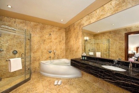 Spojené arabské emiráty Abu Dhabi Al Raha Beach Resort 6 dňový pobyt Raňajky Letecky Letisko: Praha August 2026 (27/08/26- 1/09/26)