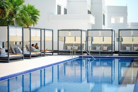 Spojené arabské emiráty Fujairah Intercontinental Fujairah Resort 7 dňový pobyt Polpenzia Letecky Letisko: Praha September 2026 ( 4/09/26-10/09/26)