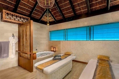 Spojené arabské emiráty Dubaj Sofitel Dubai The Palm Resort & Spa & Luxury Apartments 4 dňový pobyt Polpenzia Letecky Letisko: Praha July 2026 ( 8/07/26-11/07/26)