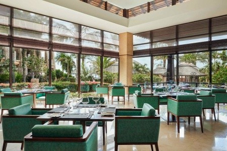 Spojené arabské emiráty Dubaj Sofitel Dubai The Palm Resort & Spa & Luxury Apartments 4 dňový pobyt Polpenzia Letecky Letisko: Praha July 2026 ( 8/07/26-11/07/26)