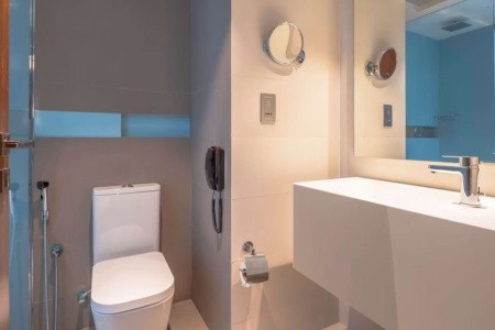 Spojené arabské emiráty Ras Al Khaimah Radisson Resort Ras Al Khaimah Marjan Island 9 dňový pobyt Polpenzia Letecky Letisko: Praha October 2026 ( 3/10/26-11/10/26)