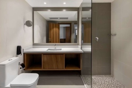 Spojené arabské emiráty Ras Al Khaimah Radisson Resort Ras Al Khaimah Marjan Island 9 dňový pobyt Polpenzia Letecky Letisko: Praha October 2026 ( 3/10/26-11/10/26)