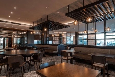 Spojené arabské emiráty Ras Al Khaimah Radisson Resort Ras Al Khaimah Marjan Island 9 dňový pobyt Polpenzia Letecky Letisko: Praha October 2026 ( 3/10/26-11/10/26)