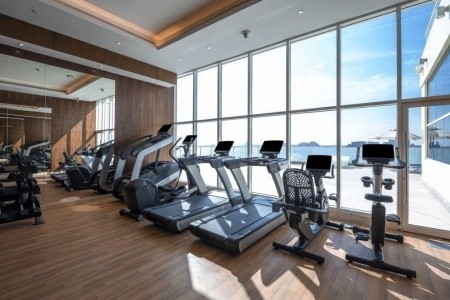 Spojené arabské emiráty Ras Al Khaimah Radisson Resort Ras Al Khaimah Marjan Island 9 dňový pobyt Polpenzia Letecky Letisko: Praha October 2026 ( 3/10/26-11/10/26)