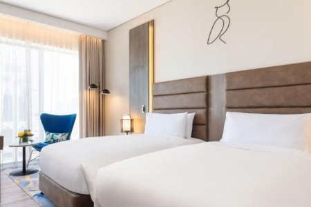 Spojené arabské emiráty Dubaj Voco Dubai The Palm 4 dňový pobyt Plná penzia Letecky Letisko: Praha September 2026 ( 6/09/26- 9/09/26)