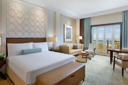 Spojené arabské emiráty Dubaj Ritz Carlton 8 dňový pobyt Raňajky Letecky Letisko: Praha July 2026 (11/07/26-18/07/26)