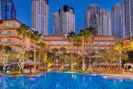 Spojené arabské emiráty Dubaj Ritz Carlton 8 dňový pobyt Raňajky Letecky Letisko: Praha July 2026 (11/07/26-18/07/26)