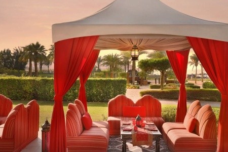 Spojené arabské emiráty Dubaj Ritz Carlton 8 dňový pobyt Raňajky Letecky Letisko: Praha July 2026 (11/07/26-18/07/26)