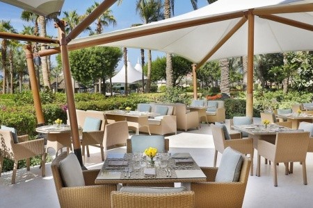 Spojené arabské emiráty Dubaj Ritz Carlton 8 dňový pobyt Raňajky Letecky Letisko: Praha July 2026 (11/07/26-18/07/26)