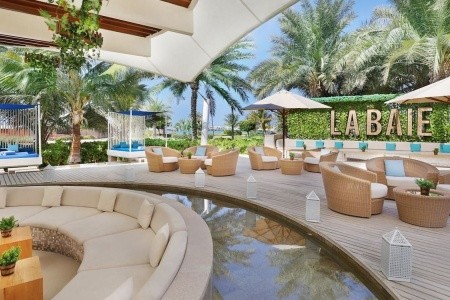 Spojené arabské emiráty Dubaj Ritz Carlton 8 dňový pobyt Raňajky Letecky Letisko: Praha July 2026 (11/07/26-18/07/26)