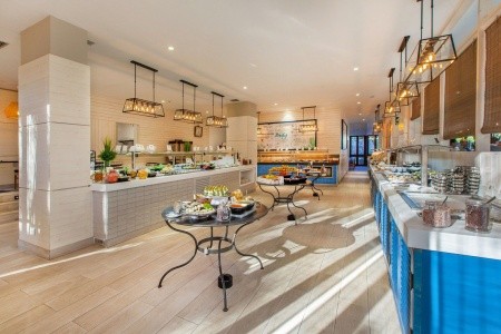 Kanárske ostrovy Gran Canaria Corallium Beach By Lopesan 9 dňový pobyt Plná penzia Letecky Letisko: Krakov February 2026 ( 3/02/26-11/02/26)