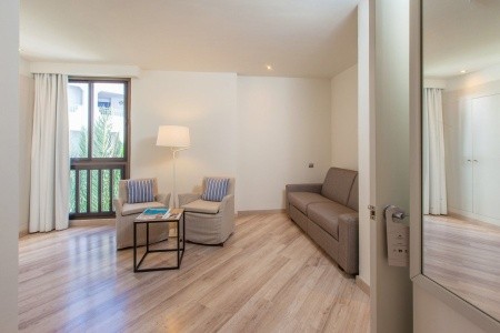 Kanárske ostrovy Gran Canaria Corallium Beach By Lopesan 9 dňový pobyt Plná penzia Letecky Letisko: Krakov February 2026 ( 3/02/26-11/02/26)