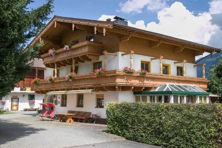 Penziony V Maishofenu - 2