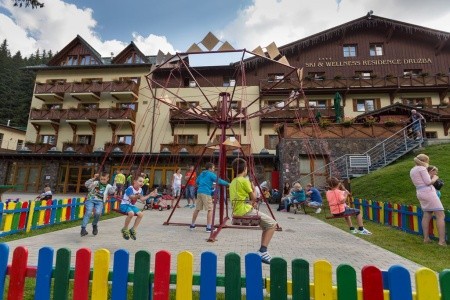 Slovensko Nízke Tatry Ski & Wellness Residence Družba 3 dňový pobyt Raňajky Vlastná November 2026 ( 2/11/26- 4/11/26)