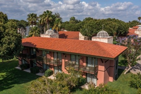 Turecko Belek Gloria Golf Resort 12 dňový pobyt All Inclusive Letecky Letisko: Viedeň March 2026 (22/03/26- 2/04/26)