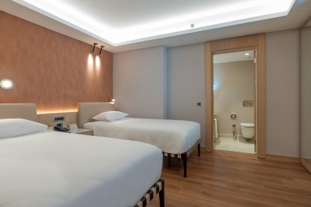 Turecko Belek Gloria Golf Resort 12 dňový pobyt All Inclusive Letecky Letisko: Viedeň March 2026 (22/03/26- 2/04/26)