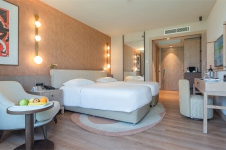 Turecko Belek Gloria Golf Resort 12 dňový pobyt All Inclusive Letecky Letisko: Viedeň March 2026 (22/03/26- 2/04/26)