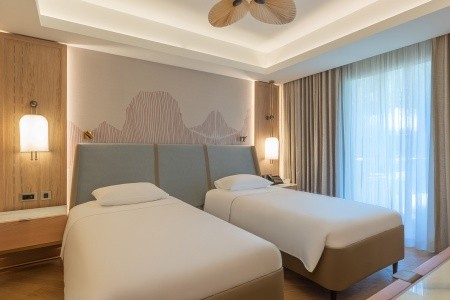 Turecko Belek Gloria Golf Resort 12 dňový pobyt All Inclusive Letecky Letisko: Viedeň March 2026 (22/03/26- 2/04/26)