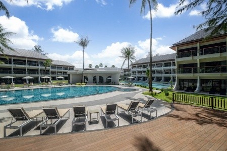 Amora Beach Resort Phuket - 4