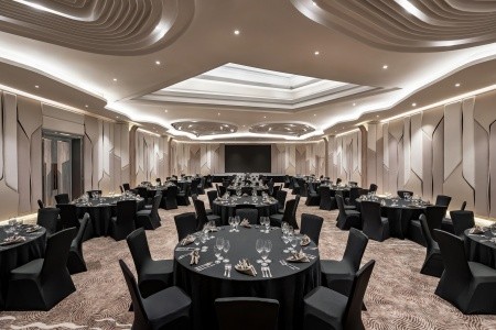 Amora Beach Resort Phuket - 22