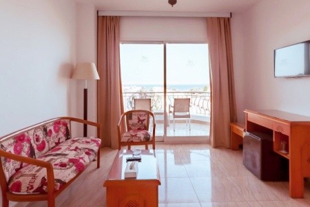 Minamark Beach Resort - 8