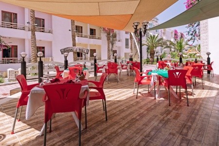 Minamark Beach Resort - 18