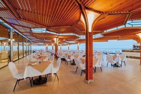 Sirena Beach Resort & Spa - 44