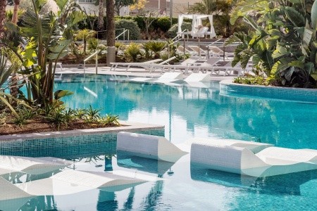 Aqua Hotel Silhouette & Spa - 3