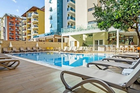 Kleopatra Celine - 3