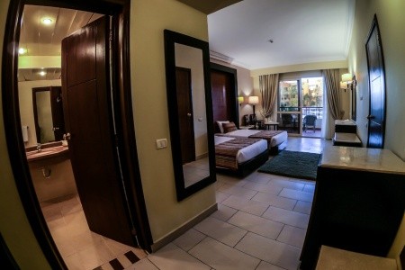 Regency Plaza Aquapark & Spa - 51