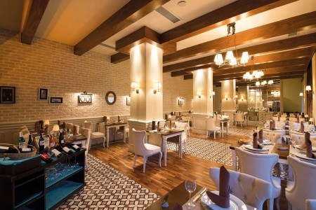 Turecko Kemer Limak Limra Resort 4 dňový pobyt Ultra All inclusive Letecky Letisko: Praha July 2026 ( 8/07/26-11/07/26)